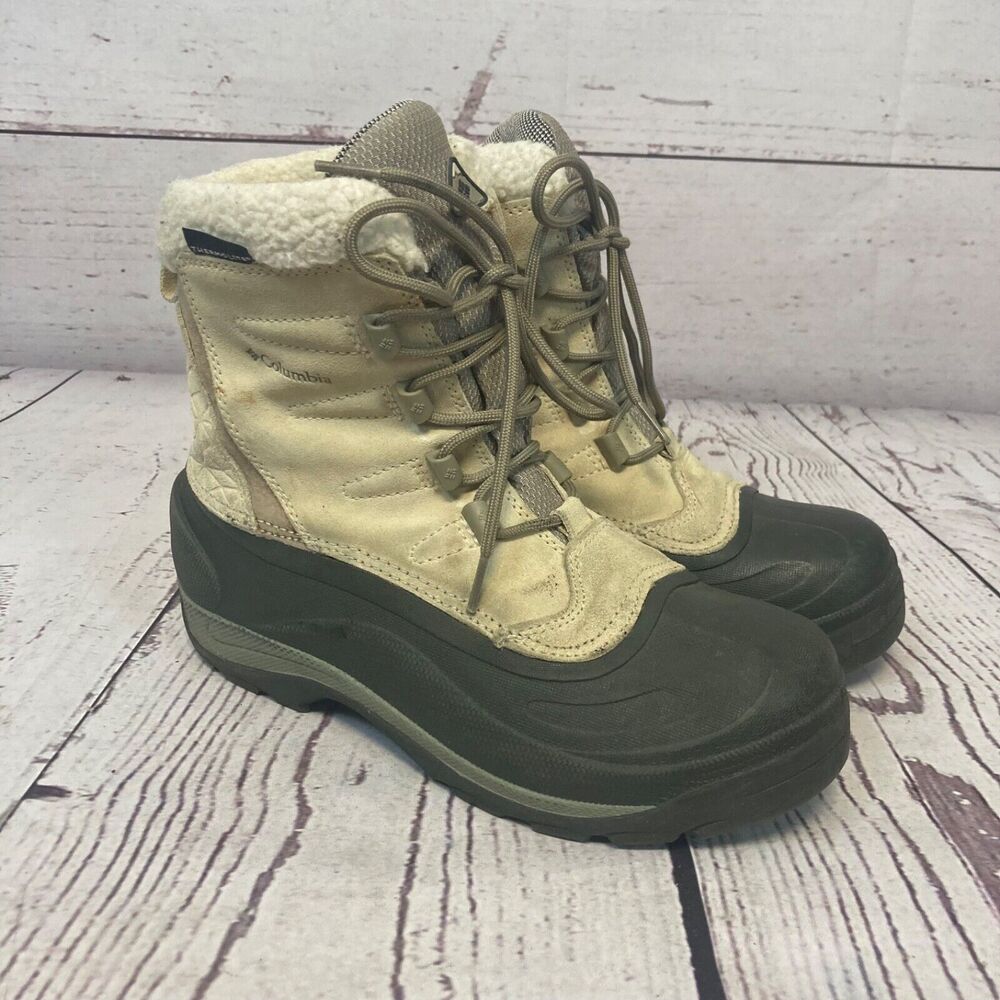Columbia Cascadian Summette Boots Womens Size 8 BL1222-022 Beige Water Resistant